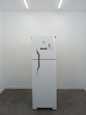 Refrigerador Electrolux  Duas Portas Frost Free 371l Dfn41 - Branco