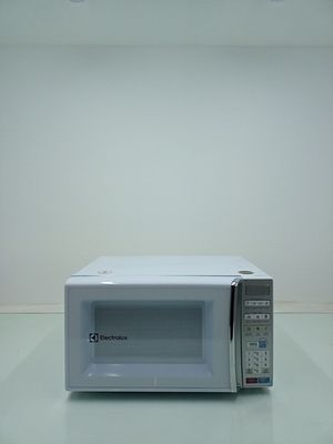 Micro-ondas Electrolux Mb37r Microondas 27l - Branco