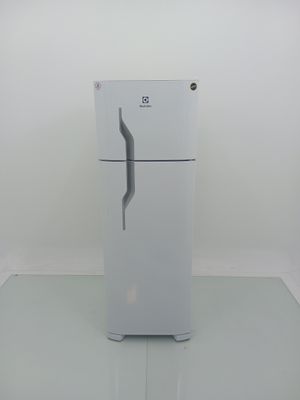 Refrigerador Electrolux Dc35a   Duas Portas Cycle Defrost 260l Dc35a Branco - Branco