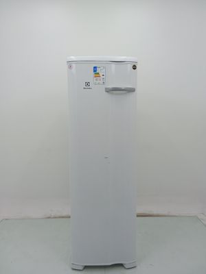 Freezer Electrolux Fe27 Vertical Cycle Defrost Uma Porta 234l - Branco