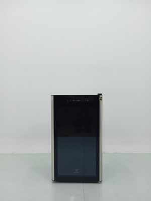 Adega Electrolux Wdf29 Dual Zone 29 Garrafas - Preto