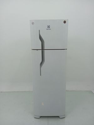 Refrigerador Electrolux Dc35a   Duas Portas Cycle Defrost 260l Dc35a Branco - Branco
