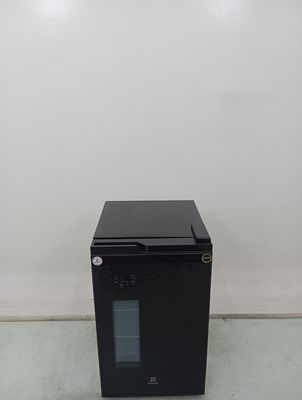 Cervejeira Electrolux Eb100 Home Bar Frost Free 100l - Preto