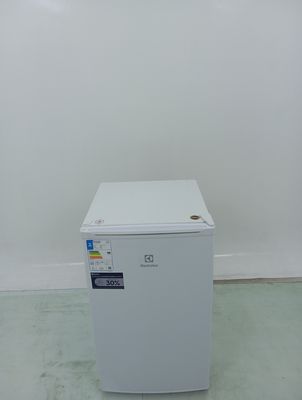 Frigobar Electrolux Em120 - Frigobar Electrolux Em120-220 V-branco - Branco
