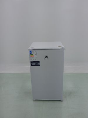 Frigobar Electrolux Em90 90l Efficient Com Controle De Temperatura - Branco