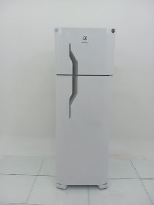 Refrigerador Electrolux Dc35a   Duas Portas Cycle Defrost 260l Dc35a Branco - Branco