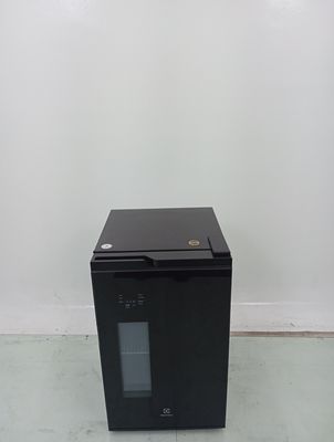 Cervejeira Electrolux Eb100 Home Bar Frost Free 100l - Preto