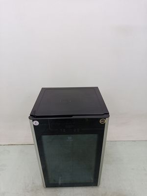 Cervejeira Electrolux Beer1 - Cervejeira Electrolux Beer1-220 V-preto - Preto
