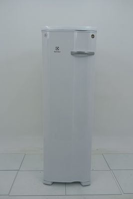 Freezer Electrolux Fe27 Vertical Cycle Defrost Uma Porta 234l - Branco