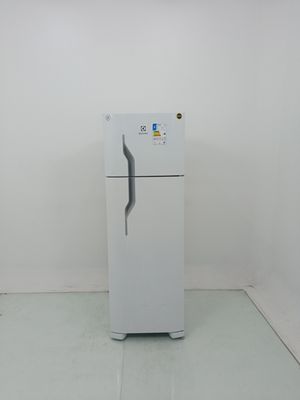 Refrigerador Electrolux Dc35a   Duas Portas Cycle Defrost 260l Dc35a Branco - Branco