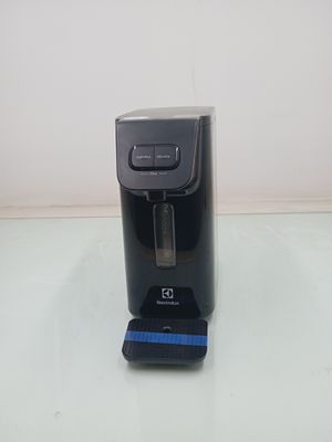 Purificador Electrolux Pe15p Refrigeracao Eletronica - Preto