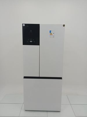 Refrigerador Electrolux Im8 Frost Free - Branco