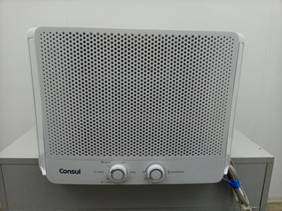 Condicionador De Ar Consul Janela Manual 7500 Btus Frio - Branco
