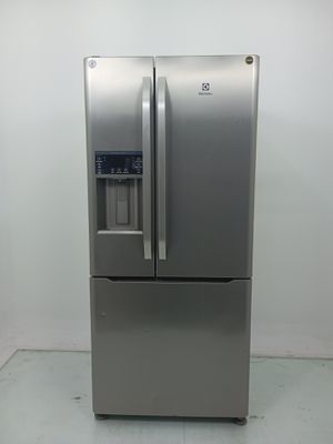 Refrigerador Electrolux Frost Free Dm85x Tres Portas Inverse 538l Com Dispenser De Agua - Inox