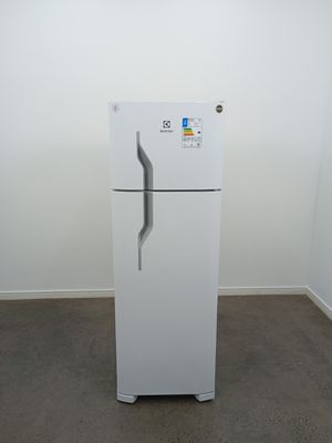 Refrigerador Electrolux Dc35a   Duas Portas Cycle Defrost 260l Dc35a Branco - Branco