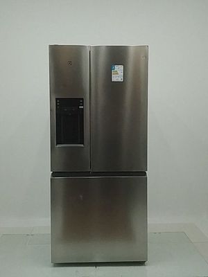 Geladeira Electrolux Im8is - Refrigerador Electrolux Im8is-220 V-platinum - Platinum
