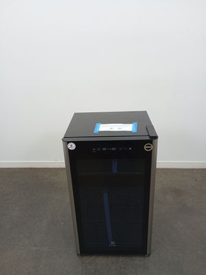 Adega Electrolux Wdf29 Dual Zone 29 Garrafas - Preto