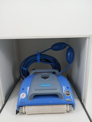 Aspirador Sodramar Robô Rb6 Para Limpeza De Piscinas De Até 12m De Comprimento - Azul