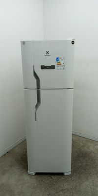Refrigerador Electrolux  Duas Portas Frost Free 371l Dfn41 - Branco
