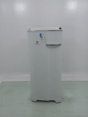 Freezer Electrolux Fe19 Vertical Cycle Defrost 162l Uma Porta - Branco