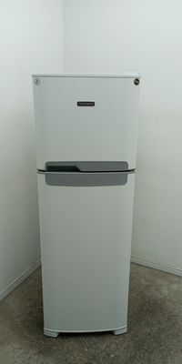 Refrigerador Electrolux Tc41-   Frost Free 370l Cont Branco - Branco