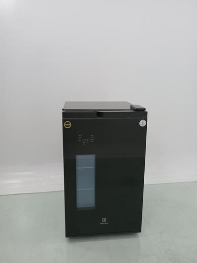 Cervejeira Electrolux Eb100 Home Bar Frost Free 100l - Preto