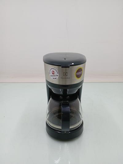 Cafeteira Electrolux Ecm20 30 Xicaras Efficient Funcao Manter Aquecido - Inox
