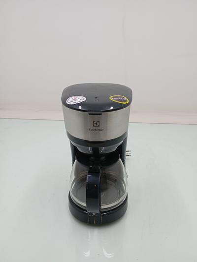 Cafeteira Electrolux Ecm20 30 Xicaras Efficient Funcao Manter Aquecido - Inox