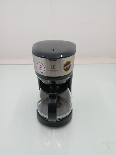 Cafeteira Electrolux Ecm20 30 Xicaras Efficient Funcao Manter Aquecido - Inox