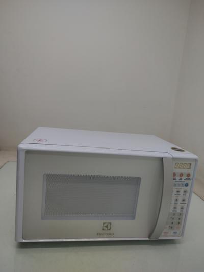 Micro-ondas Electrolux Mto30 - Micro-ondas Electrolux Mto30-220 V-branco - Branco