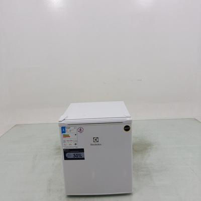 Em50 - Frigobar Electrolux Em50-127 V-branco