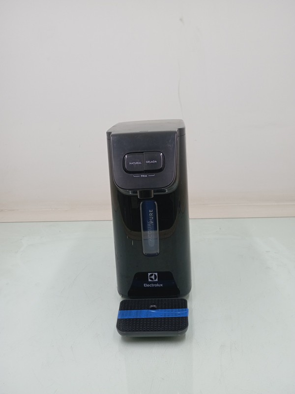 Purificador Electrolux Pe15p Refrigeracao Eletronica - Preto