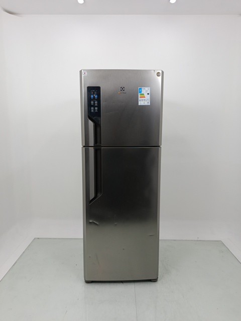 Geladeira Electrolux It56s - Geladeira Electrolux It56s-220 V-platinum - Platinum