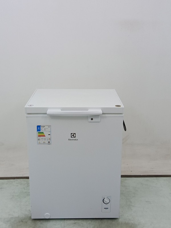 Freezer Electrolux He150 Horizontal Cycle Defrost 143l Uma Porta - Branco