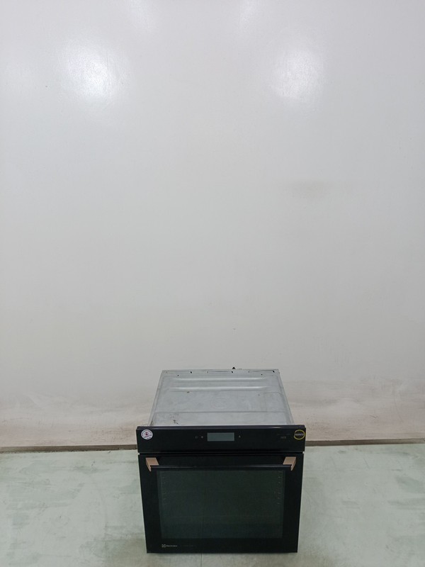 Forno Electrolux Oe9xb - Forno Electrolux Oe9xb-220 V-preto - Preto