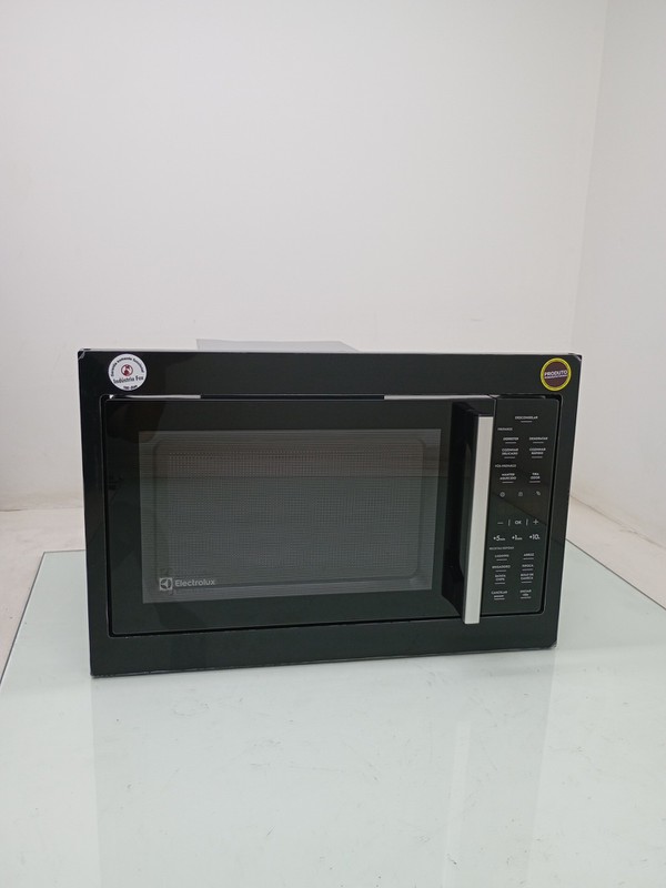 Micro-ondas Electrolux Me3bp - Micro-ondas Electrolux Me3bp-220 V-preto - Preto