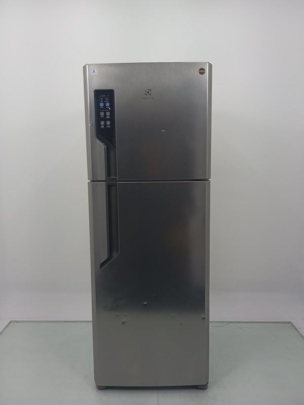 Geladeira Electrolux It56s - Geladeira Electrolux It56s-220 V-platinum - Platinum