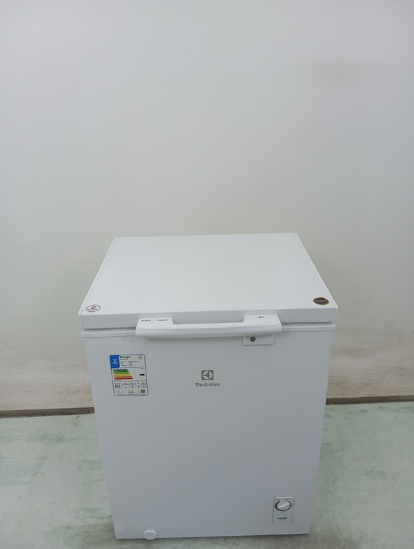 Freezer Electrolux He150 Horizontal Cycle Defrost 143l Uma Porta - Branco