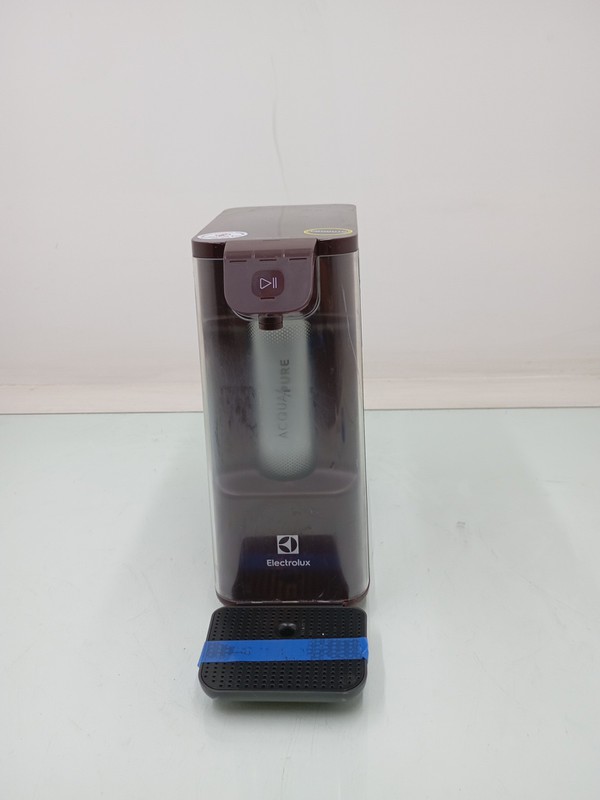 Purificador Electrolux Pe12v - Purificador Electrolux Pe12v-127 V-220 V-vinho - Vinho