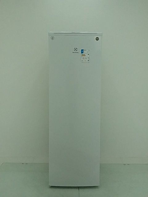 Freezer Electrolux Fei27 - Freezer Vertical Electrolux Fei27-127 V-branco - Branco