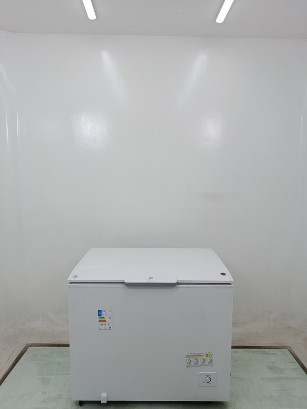 Freezer Electrolux Hi330 Horizontal Cycle Defrost 314l Inverter - Branco