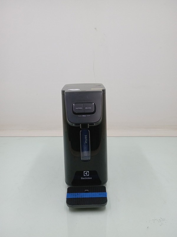 Purificador Electrolux Pe15p Refrigeracao Eletronica - Preto