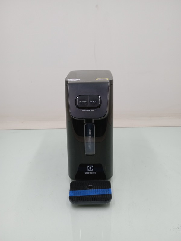 Purificador Electrolux Pe15p Refrigeracao Eletronica - Preto
