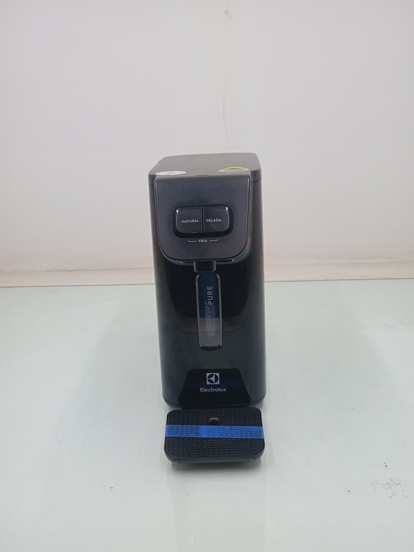 Purificador Electrolux Pe15p Refrigeracao Eletronica - Preto