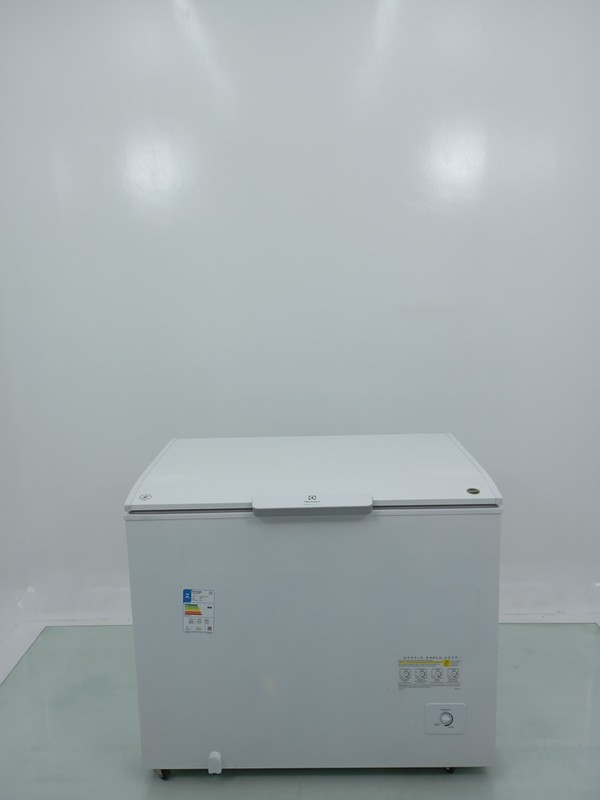 Freezer Electrolux Hi330 Horizontal Cycle Defrost 314l Inverter - Branco