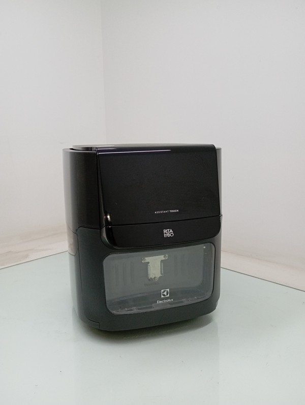 Air Fryer Electrolux Eaf90 1700w Por Rita Lobo 12l Digital Com Espeto E Grelhas - Grafite