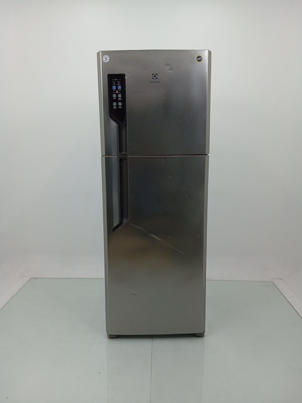 Geladeira Electrolux It56s - Geladeira Electrolux It56s-220 V-platinum - Platinum