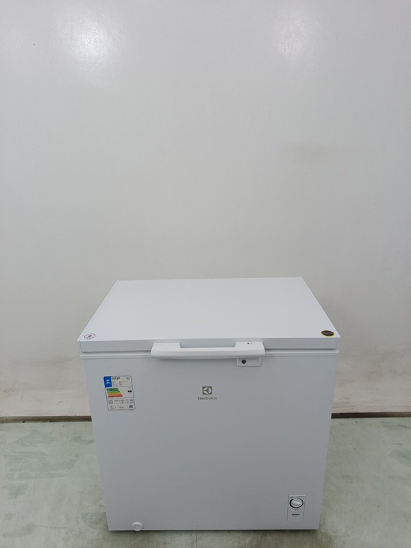 Freezer Electrolux He200 - Freezer Horizontal Electrolux He200-220 V-branco - Branco