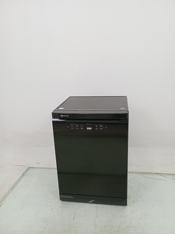 Lava Loucas Electrolux Ll14p 14 Servicos - Preto