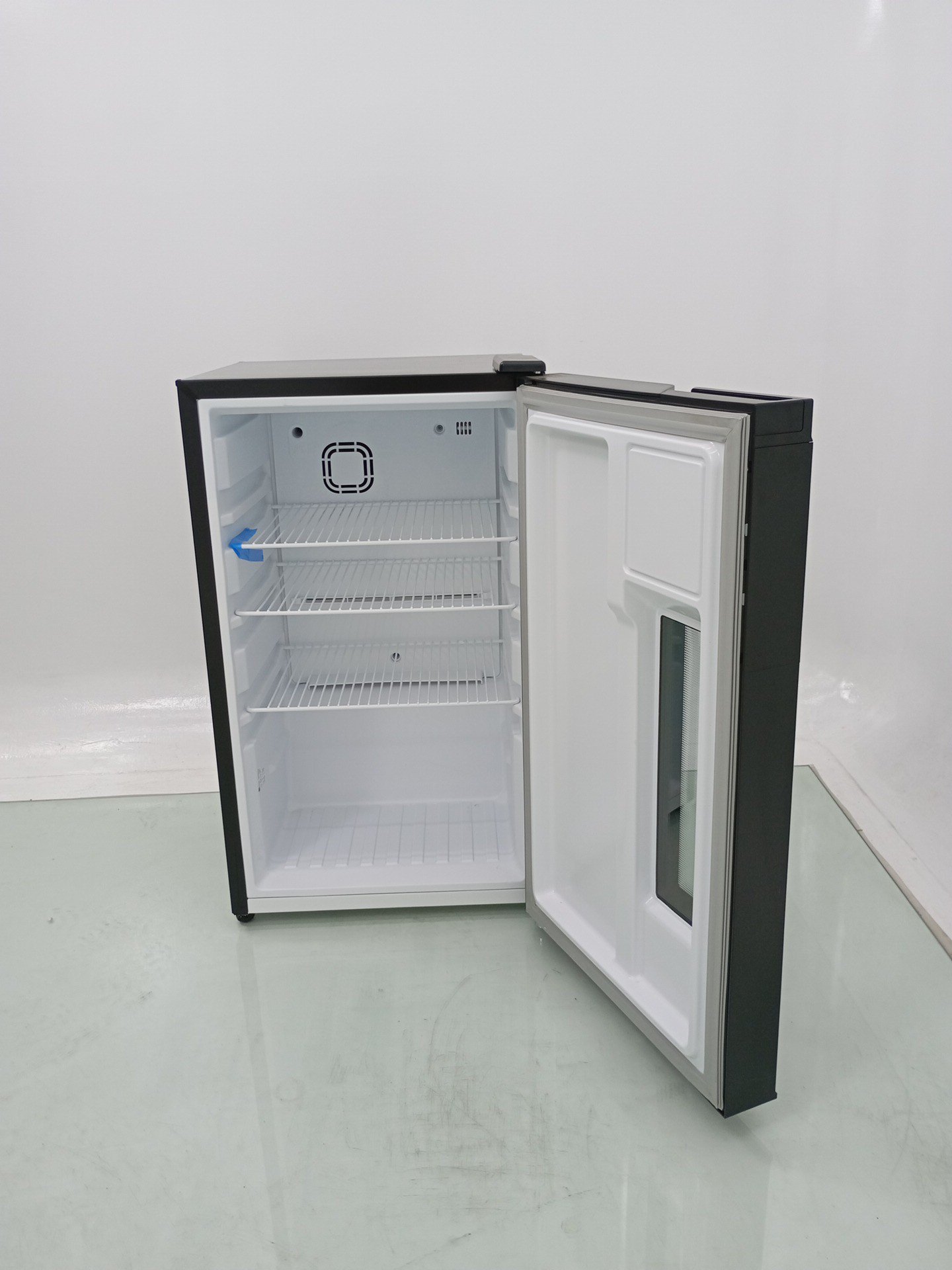 CERVEJEIRA ELECTROLUX EB100 HOME BAR FROST F